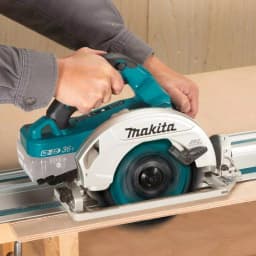 Makita 18V X2 LXT Brushless 7-1/4" Cordless Circular Saw Guide Rail Compatible Base (Tool-Only) thumbnail 2