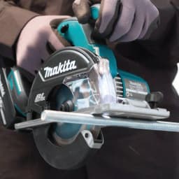 Makita 18V LXT Brushless 5-7/8 in. Cordless Metal Cutting Circular Saw (Tool-Only) thumbnail 7