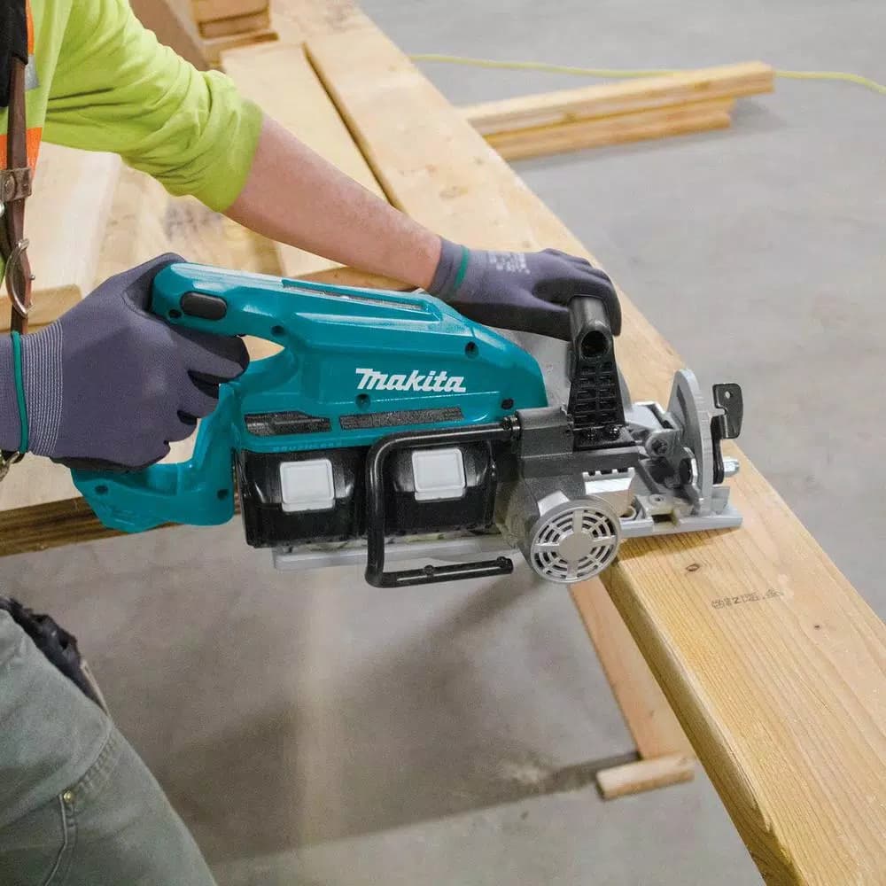Makita X2 LXT 36V Brushless 7-1/4 in. Rear Handle Circular Saw Kit with 2 5.0Ah Batteries