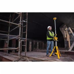 DEWALT 20V MAX 3000-Lumen Cordless LED Tripod Work Light with 4.0Ah Battery thumbnail 8