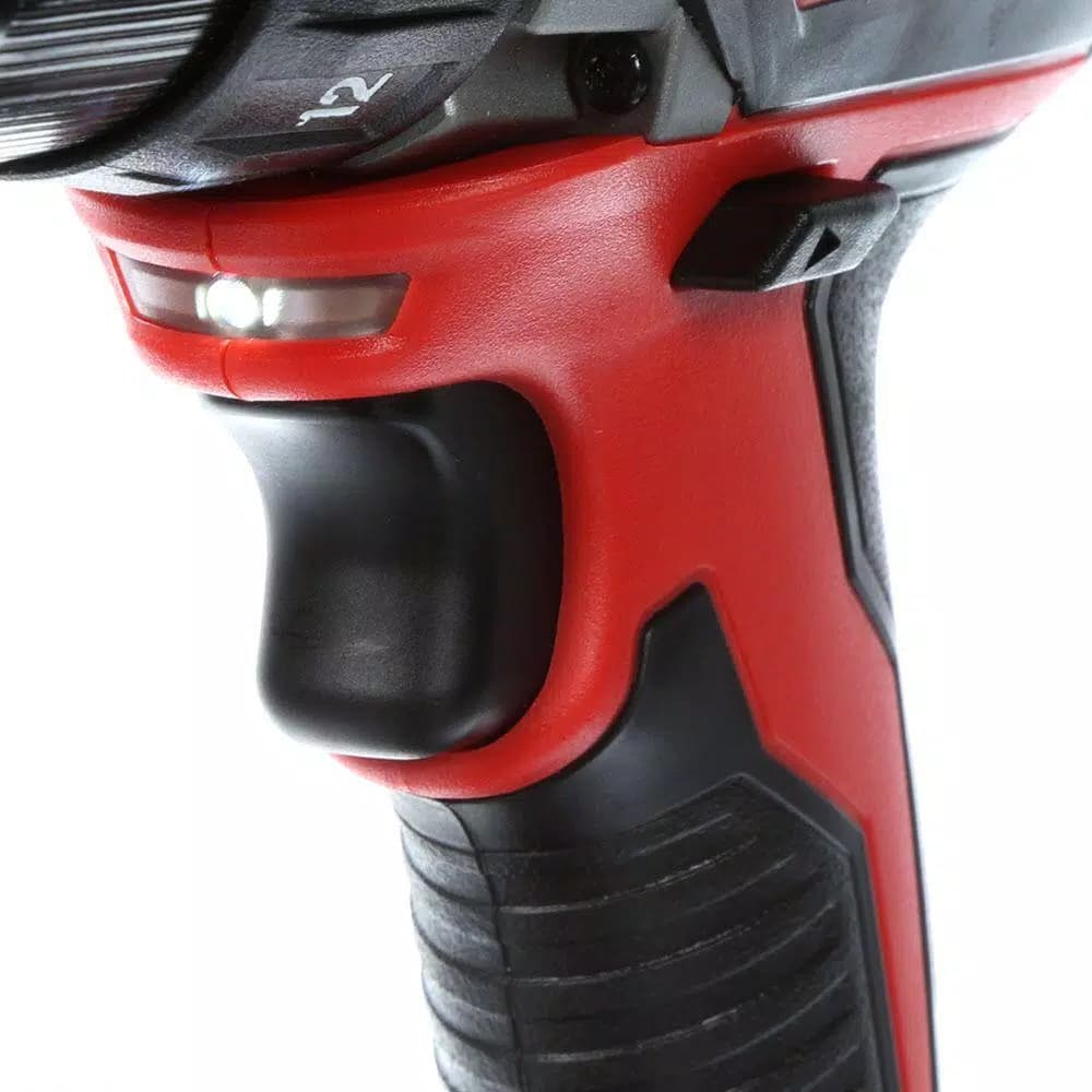 Milwaukee M18 18V Lithium-Ion Cordless 1/2 in. Drill Driver Kit with (2) 1.5Ah Batteries, Charger, and Hard Case