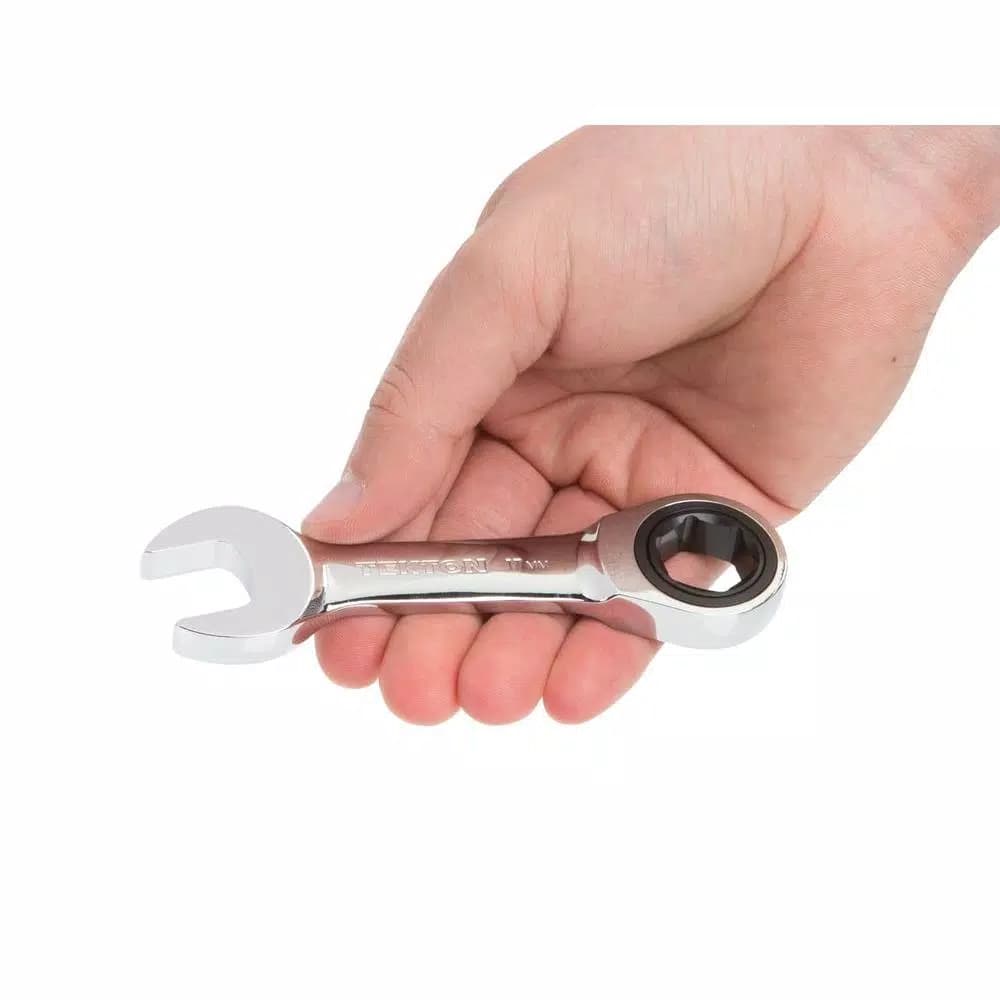 TEKTON 17 mm Stubby Ratcheting Combination Wrench, 6-Point Box End