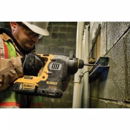 DEWALT 20V MAX XR 1 in. SDS Plus Rotary Hammer Kit with Dust Extractor, (2) 5 Ah Batteries & 1/2 in. Impact Wrench thumbnail 14