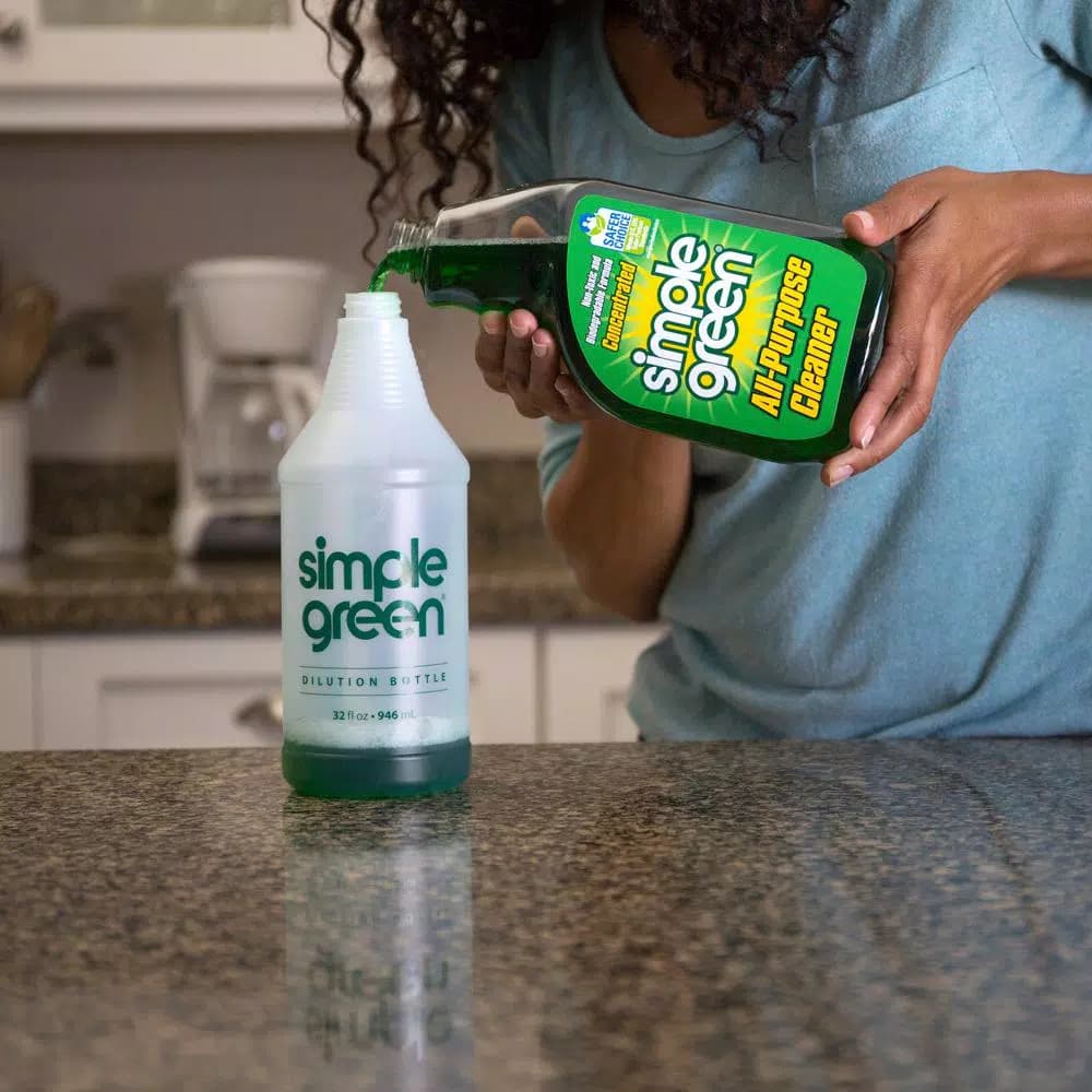 Simple Green Daily Cleaning Kit, 32 oz. All-Purpose Cleaner, Dilution Bottle & Microfiber Towel