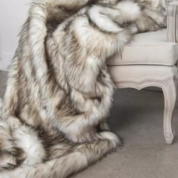 Best Home Fashion Bleached Finn Faux Fur Throw Blanket, 58 in. x 60 in. thumbnail 2