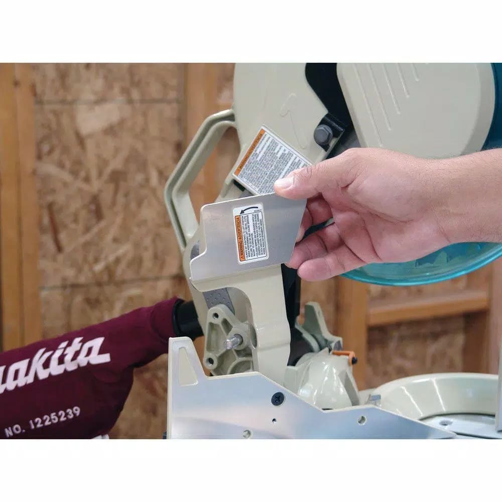 Makita 12 in. 15 Amp Corded Single-Bevel Compound Miter Saw with 40T Carbide Blade