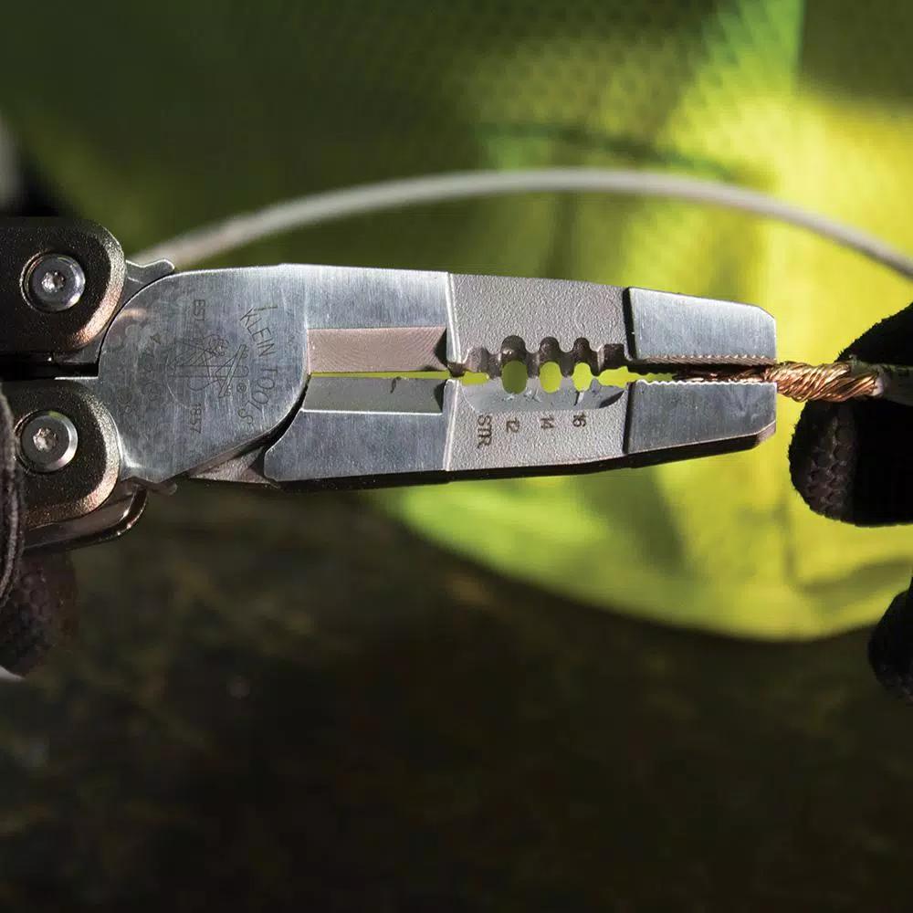 Klein Tools Electrician's Multi-Tool with 7-in-1 Functions and Drop Point Knife
