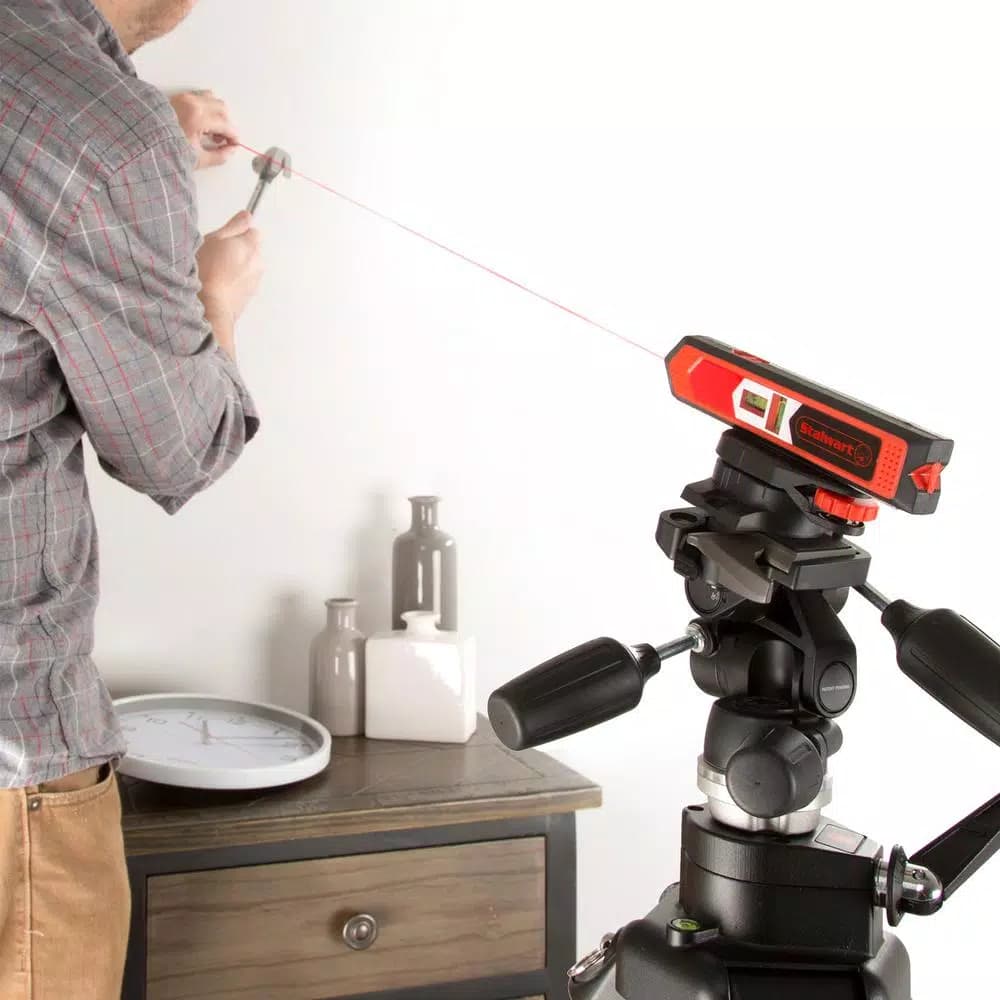 Stalwart Combination Point and Line Laser Level with Magnetic Base