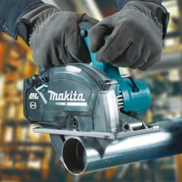 Makita 18V LXT Brushless 5-7/8" Metal Cutting Saw Kit with 5.0Ah Battery & Charger thumbnail 3