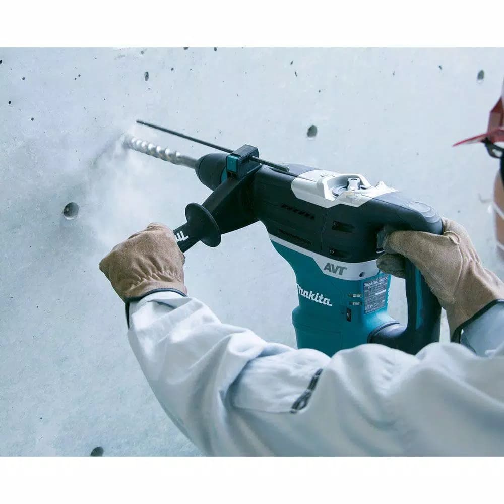 Makita 11 Amp SDS-MAX Corded Rotary Hammer Drill with AVT and Hard Case