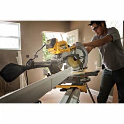 DEWALT 12 in. FLEXVOLT Brushless Sliding Compound Miter Saw Kit with Rolling Stand thumbnail 13