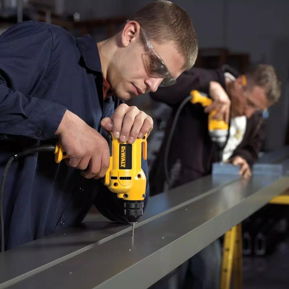 DEWALT DWD115K 3/8 in. 8 Amp Variable Speed Reversing Mid-Handle Drill Kit