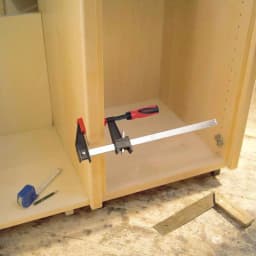 Bessey 24 in. Clutch Style Bar Clamp with Composite Handle and 3.5 in. Throat Depth thumbnail 2
