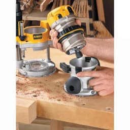 DEWALT 2-1/4 HP 12 Amp Electronic Variable Speed Fixed Base Router with Soft Start thumbnail 9