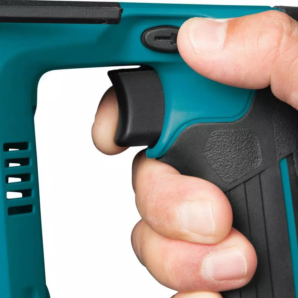 Makita 12V max CXT Cordless 9/16 in. SDS-PLUS Rotary Hammer Kit (2.0Ah)