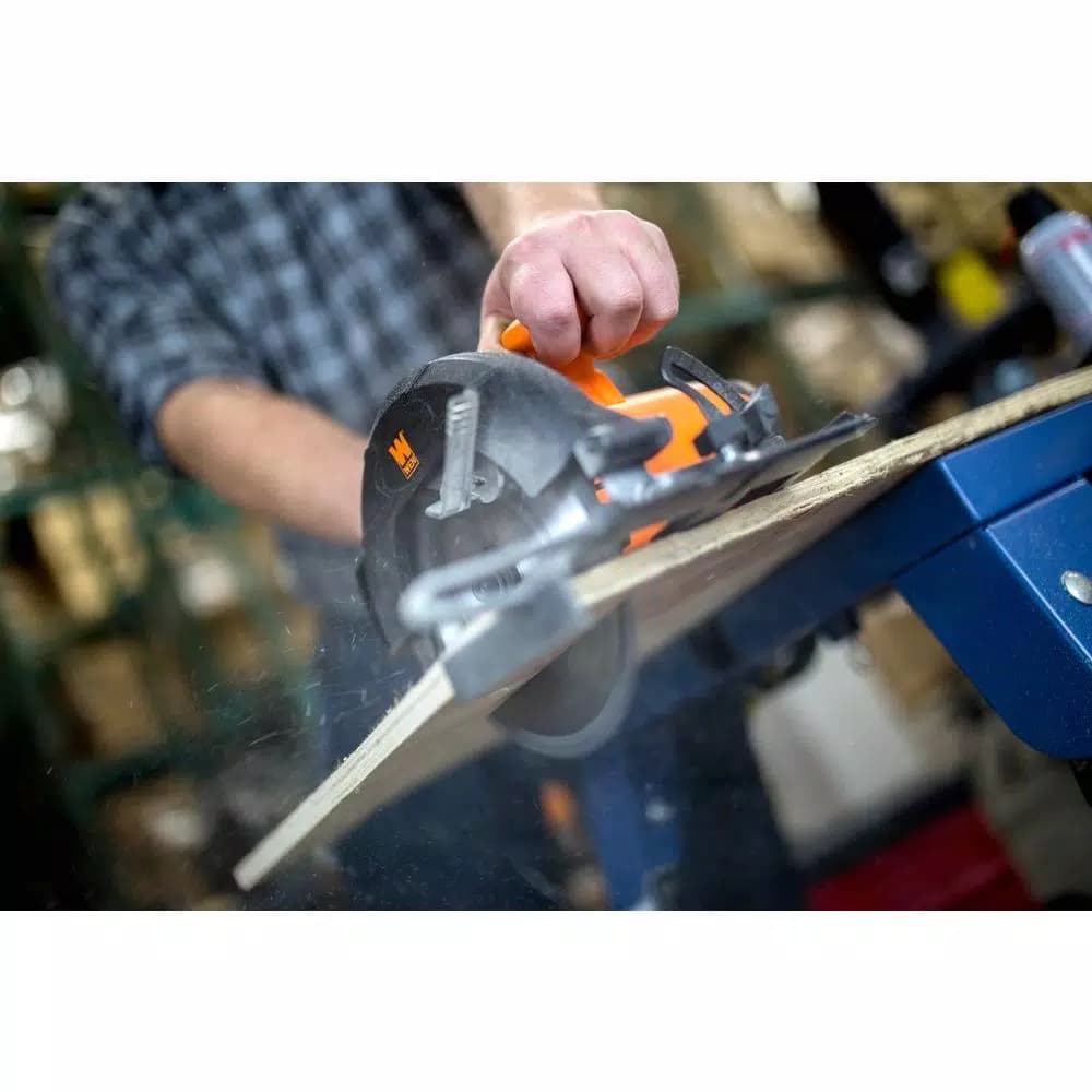 WEN 12 Amp 7-1/4 in. Sidewinder Corded Circular Saw