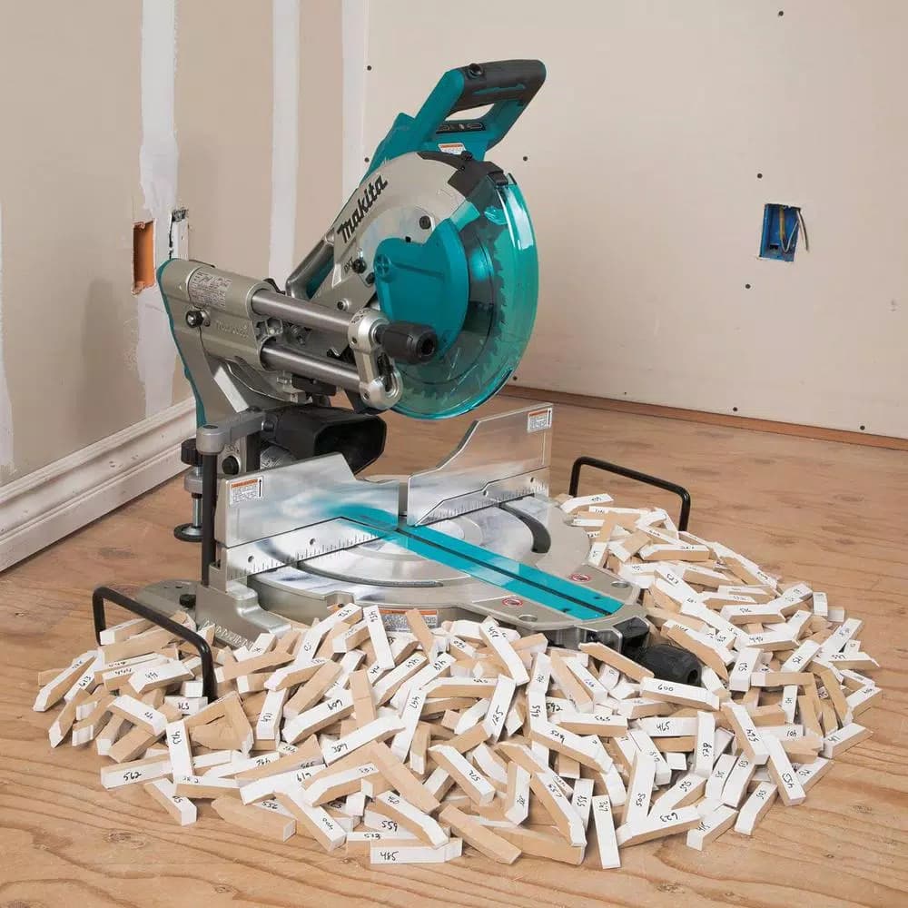 Makita 18V X2 LXT 10 in. Brushless Dual-Bevel Sliding Compound Miter Saw Kit with 4 5.0 Ah Batteries & Charger