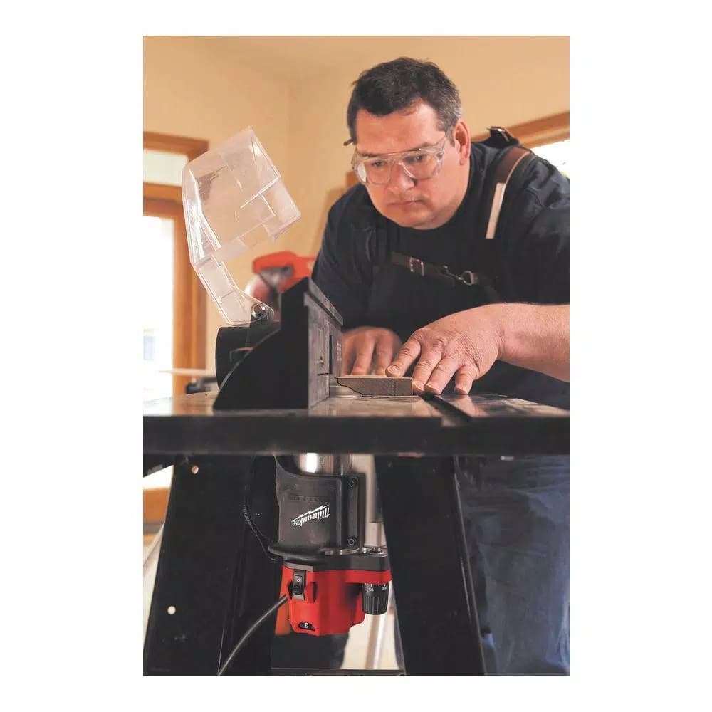 Milwaukee 2-1/4 HP Max Corded Router Kit with Impact-Resistant Carrying Case