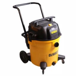 DEWALT 16 Gal. 6.5 HP Poly Wet/Dry Vacuum with 3 Bags and Cartridge Filter thumbnail 4