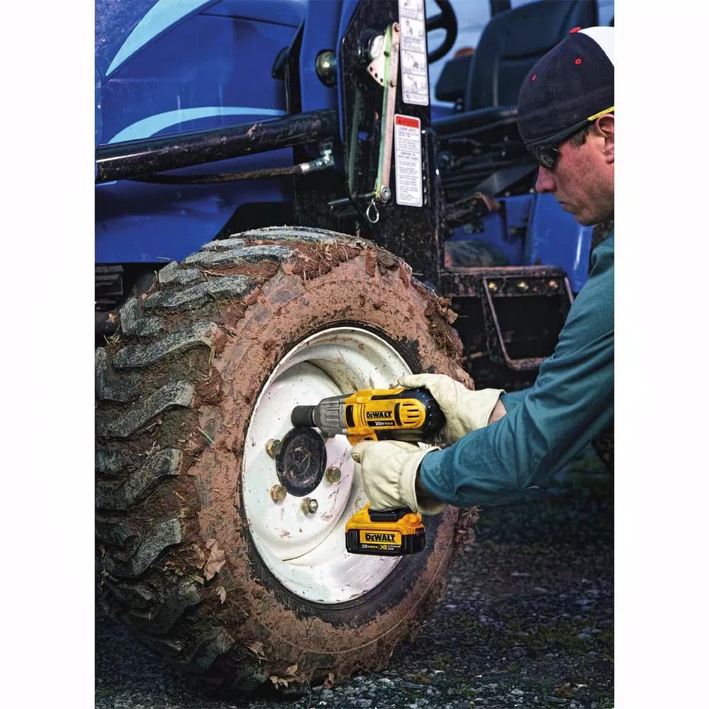 DEWALT 20V MAX Cordless 1/2 in. High Torque Impact Wrench Kit with (3) Batteries and Charger