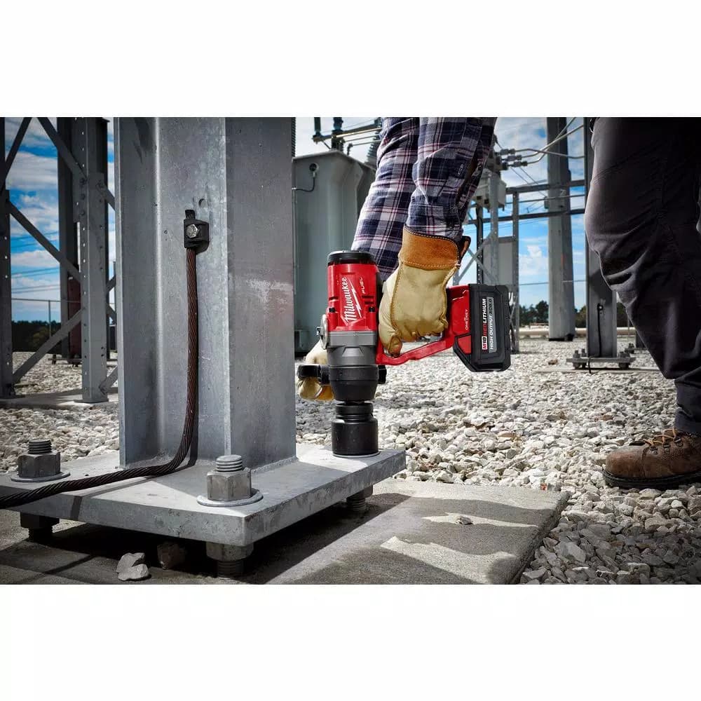 Milwaukee M18 FUEL 1 in. High Torque Impact Wrench Kit with ONE-KEY, Two 8.0 Ah Batteries & Charger
