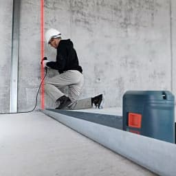 Bosch GLL 2 Self-Leveling Cross Line Laser Level with Flexible Clamping Mount, 30 ft. Range thumbnail 4