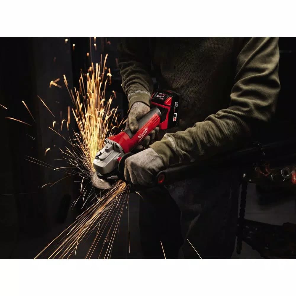 Milwaukee M18 18V Lithium-Ion Cordless 4-1/2 in. Cut-Off/Grinder (Tool Only)
