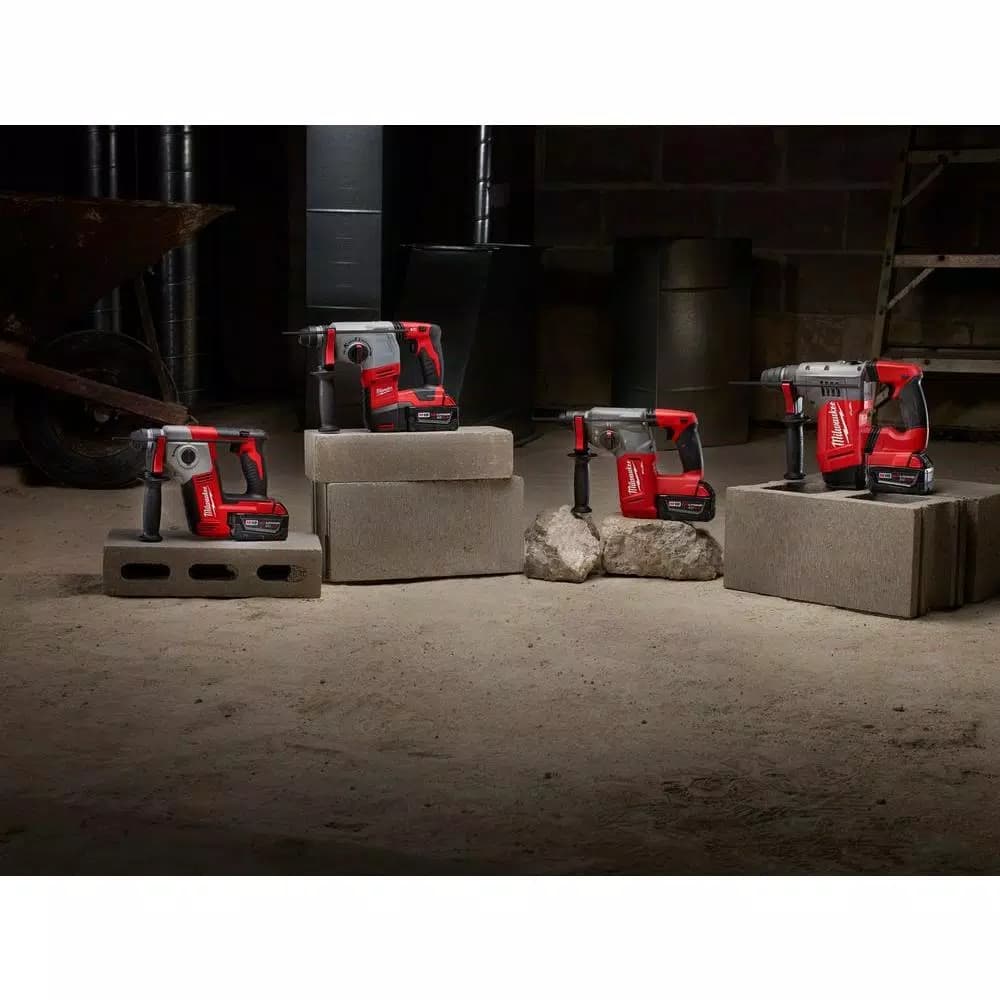Milwaukee M18 FUEL 1-1/8 in. SDS-Plus Rotary Hammer Kit with (2) 5.0 Ah Batteries and Charger
