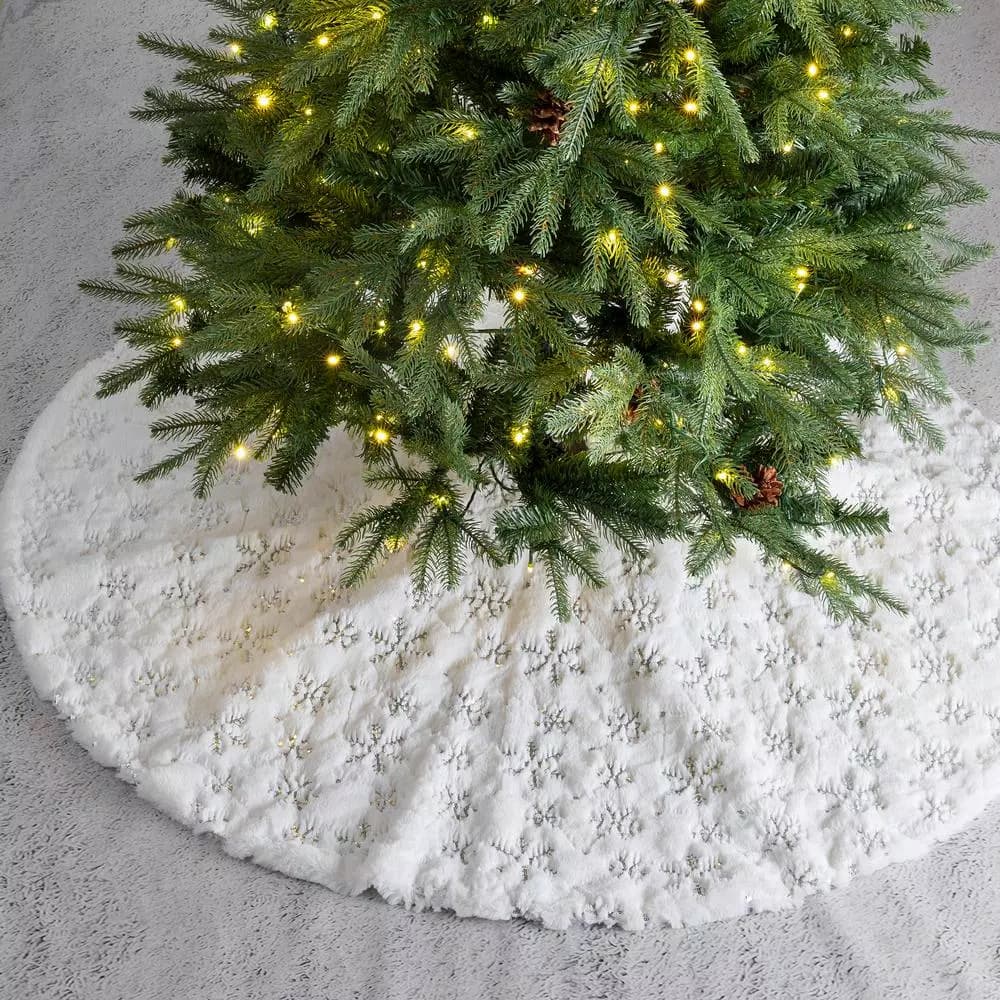 Glitzhome 48 in. White Plush Snowflake Christmas Tree Skirt
