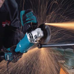 Makita 5 in. 10.5 Amp SJS Angle Grinder thumbnail 2