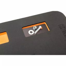GearWrench 16 in. x 24 in. Kneeling Pad with Magnetic Pocket and Internal Handle thumbnail 5