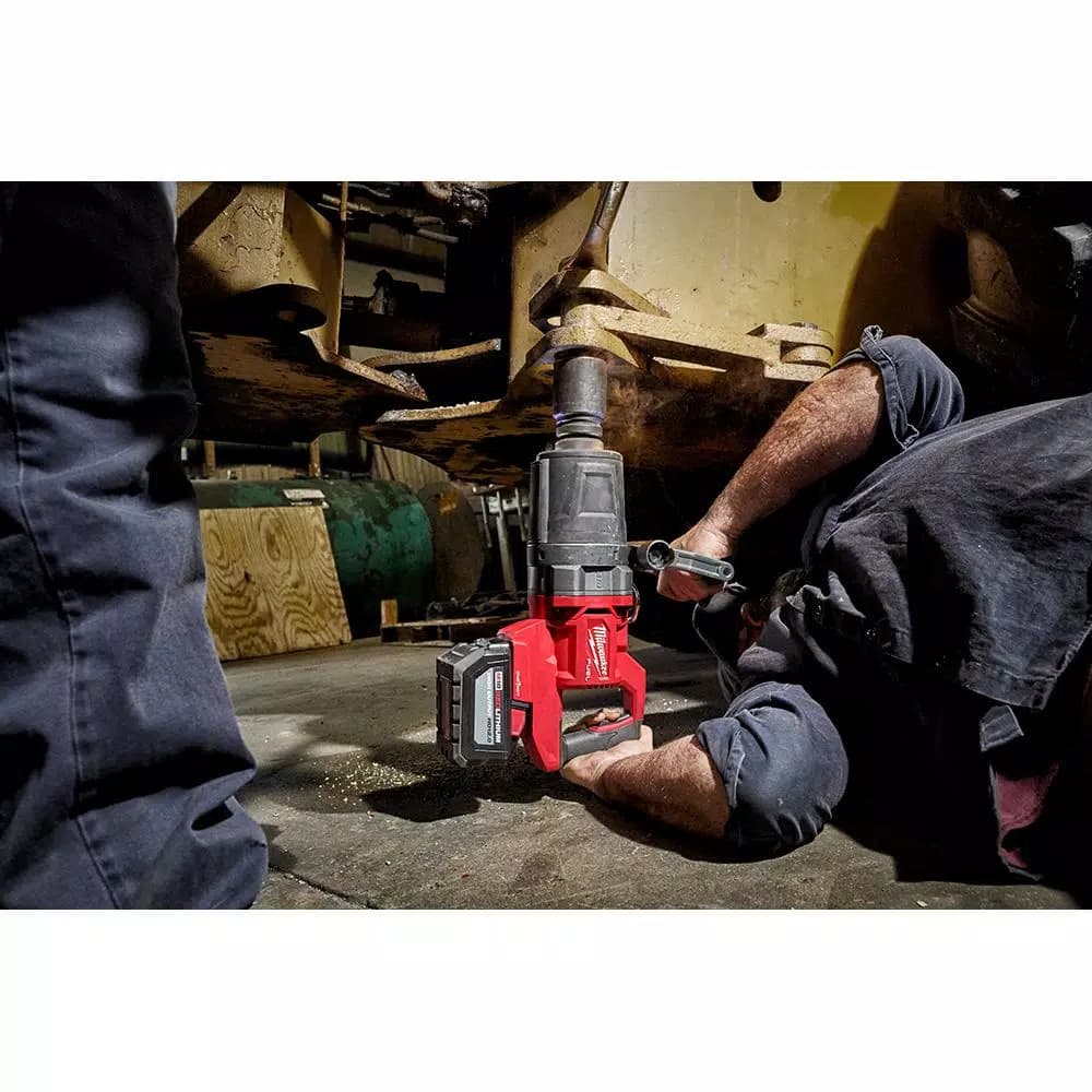 Milwaukee M18 FUEL 1 in. High Torque Impact Wrench Kit with Two 12.0 Ah Batteries and Charger
