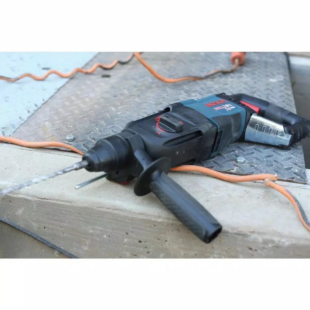 Bosch Bulldog Xtreme 8 Amp 1 in. SDS-Plus Corded Rotary Hammer Drill with Carrying Case