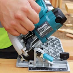 Makita 18V X2 LXT Lithium-Ion (36V) 7-1/4 in. Cordless Circular Saw, Tool Only thumbnail 5