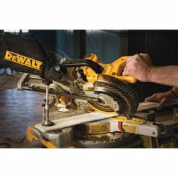 DEWALT 20V MAX Cordless 7-1/4 in. Sliding Compound Miter Saw Combo Kit with 4.0 Ah Battery & Bonus Cordless Jigsaw thumbnail 13