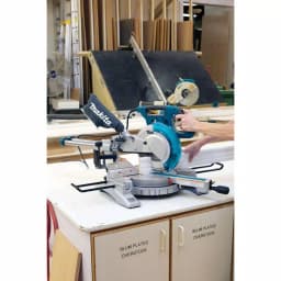 Makita 10 in. 13 Amp Sliding Compound Miter Saw thumbnail 14