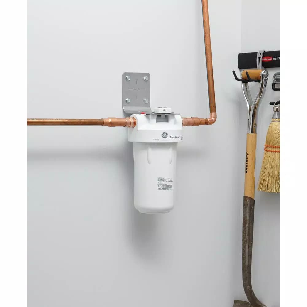 GE Heavy-Duty Whole House Water Filtration System, Sediment and Chlorine Reduction