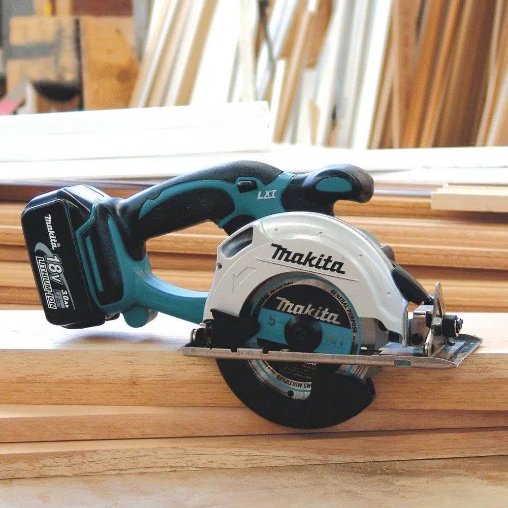 Makita 18V LXT Cordless 5-3/8 in. Circular Trim Saw (Tool-Only)