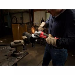 Milwaukee M18 FUEL 18V Brushless Cordless 4-1/2 in. / 5 in. Angle Grinder with Paddle Switch (Tool-Only) thumbnail 4