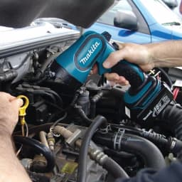 Makita 18V LXT Lithium-Ion Cordless 4-Piece Combo Kit with 3.0 Ah Batteries & Rapid Optimum Charger thumbnail 3