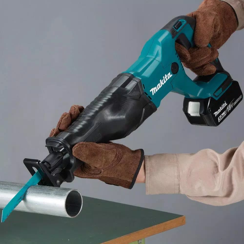 Makita 18V LXT Lithium-Ion Cordless 4-Piece Combo Kit with 3.0 Ah Batteries & Rapid Optimum Charger