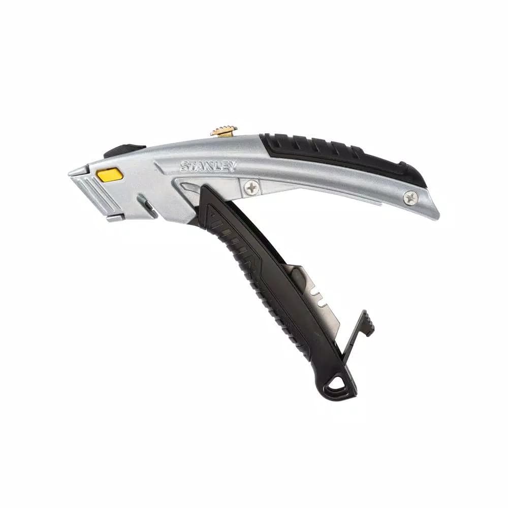 Stanley Instant Change Utility Knife with FatMax Blades and Integrated String Cutter