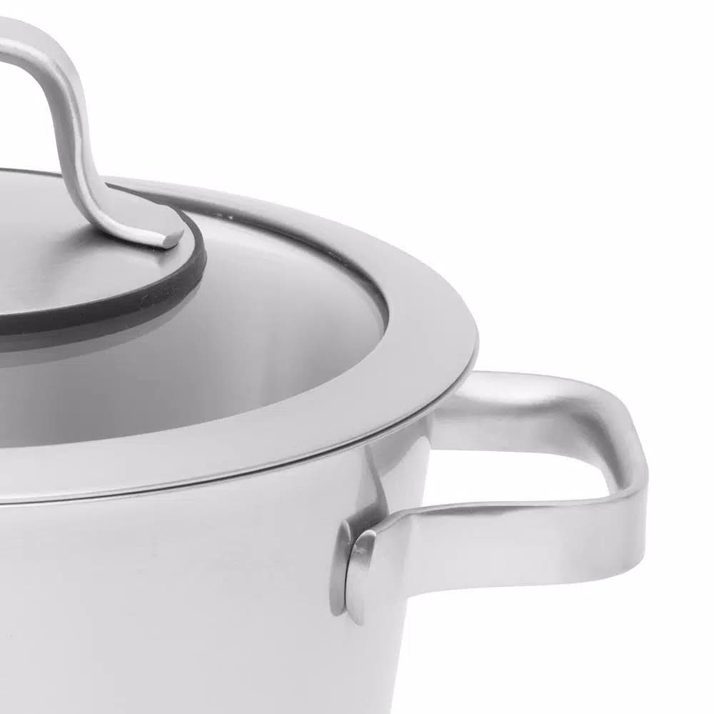 BergHOFF Essentials Manhattan 3.2 qt. Stainless Steel Casserole Dish with Glass Lid