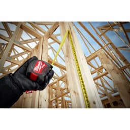 Milwaukee STUD 25 ft. Tape Measure with EXO360 Blade Technology thumbnail 5