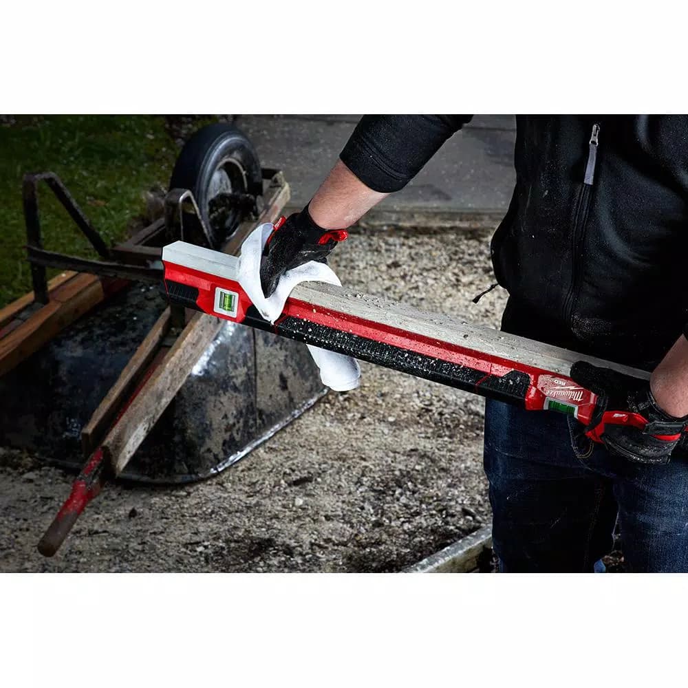 Milwaukee 48 in. Concrete Screed Level, Multi-Functional Magnesium Darby and Level Tool