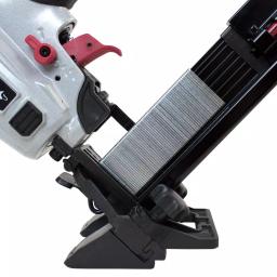 Husky 4-in-1 18-Gauge Pneumatic Mini Flooring Nailer and Stapler thumbnail 7