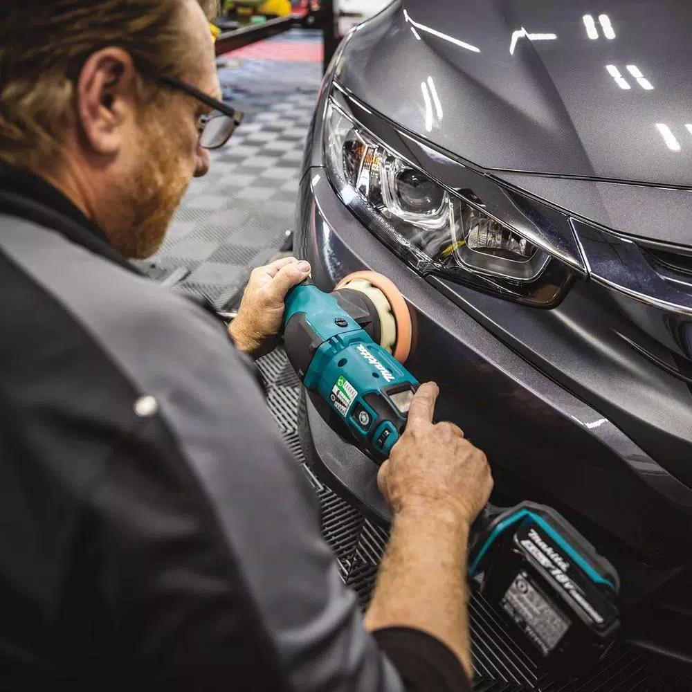 Makita 18V LXT Brushless Cordless 5 in./6 in. Dual Action Random Orbit Polisher Kit (5.0 Ah)