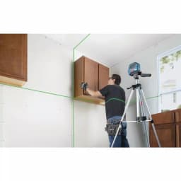 Bosch GLL 100 GX Green Beam Self-Leveling Cross-Line Laser with Compact Tripod thumbnail 5