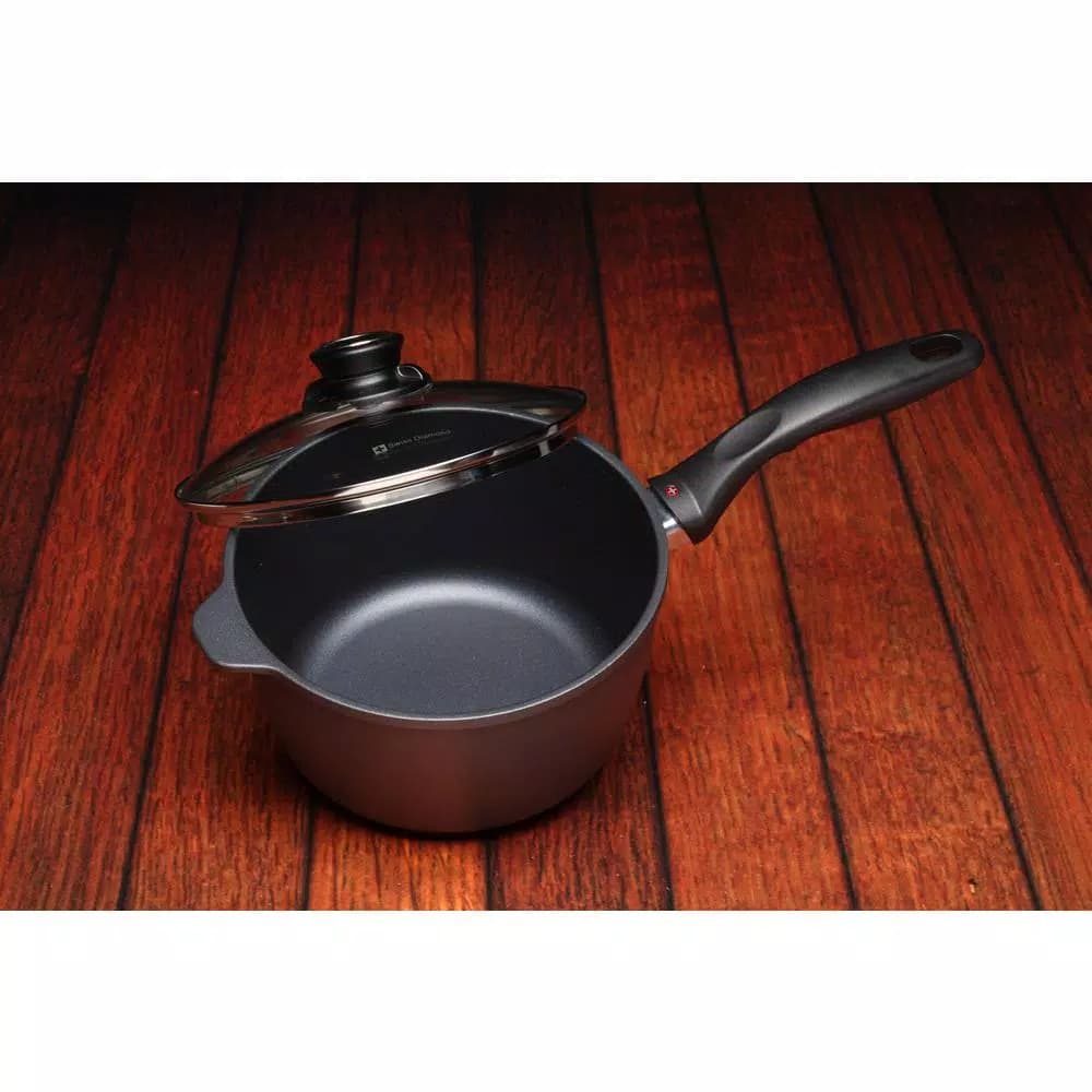 Swiss Diamond Classic Series 3.2 Qt. Cast Aluminum Nonstick Saucepan with Glass Lid, Gray