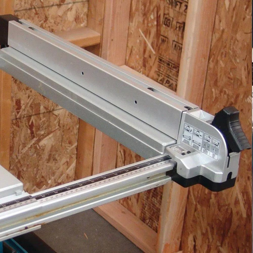 Makita 10 in. 15 Amp Corded Contractor Table Saw with 25 in. Rip Capacity